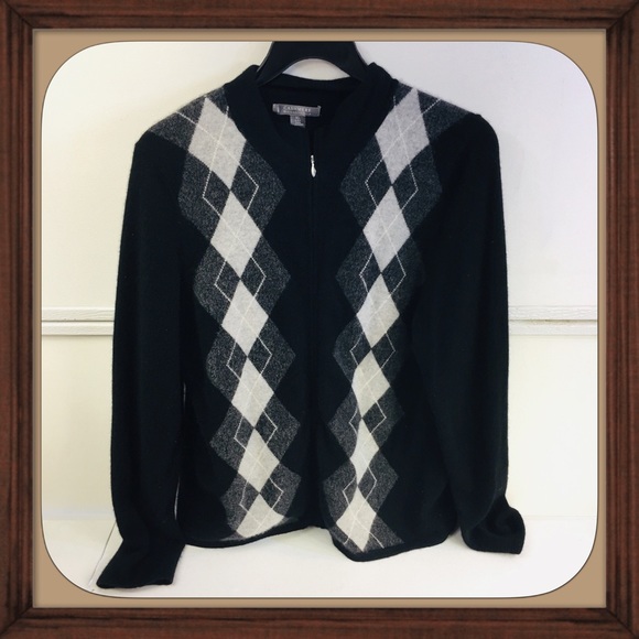 Charter Club Sweaters - Cashmere Charter Club Argyle Zip Down Sweater EUC